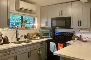 [Address not provided], Miami, FL 33181 - Photo 11