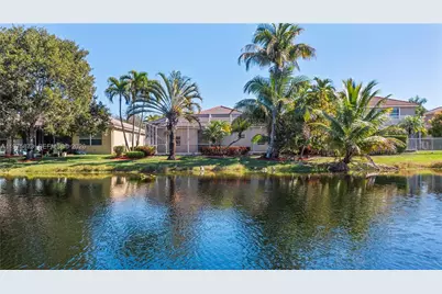 4297 Diamond Ter #4297, Weston, FL 33331 - Photo 3