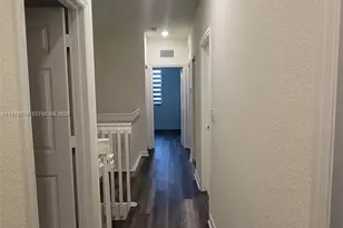 10219 W 32nd Ln, Hialeah, FL 33018 - Photo 15