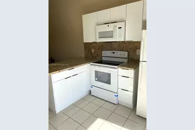 7603 W 29th Ln #202-55, Hialeah, FL 33018 - Photo 3