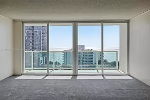 100 Bayview Dr, Sunny Isles Beach, FL 33160 - Photo 5