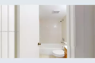 15600 SW 80th St #L-202, Miami, FL 33193 - Photo 9