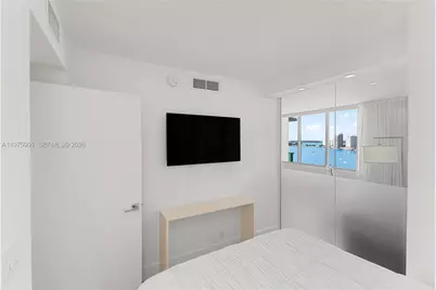 1000 West Ave #1522, Miami Beach, FL 33139 - Photo 23