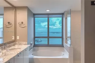 951 Brickell Ave, Miami, FL 33131 - Photo 11