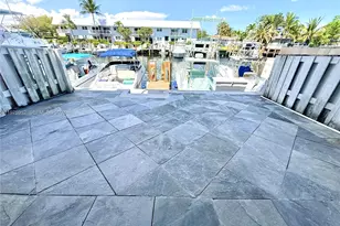 2533 NE 15th St, Pompano Beach, FL 33062 - Photo 11