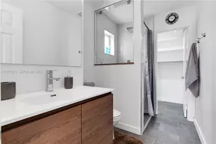 617 NW 30th Ct, Wilton Manors, FL 33311 - Photo 15