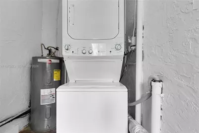 617 NW 30th Ct, Wilton Manors, FL 33311 - Photo 17