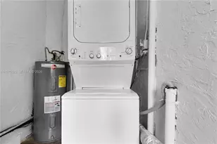 617 NW 30th Ct, Wilton Manors, FL 33311 - Photo 17