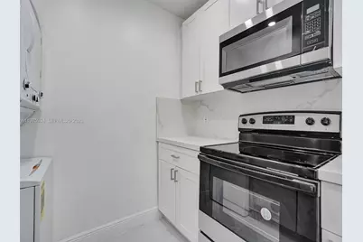 10051 Winding Lake Rd #201, Sunrise, FL 33351 - Photo 5