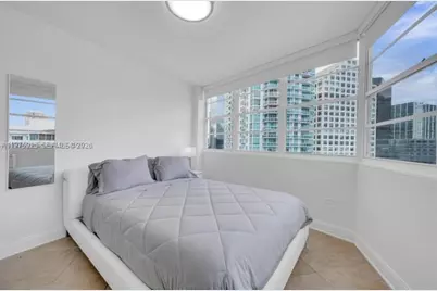 999 Brickell Bay Dr #2007, Miami, FL 33131 - Photo 17