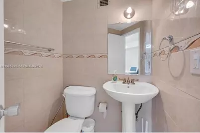 999 Brickell Bay Dr #2007, Miami, FL 33131 - Photo 13