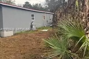 3502 NW 7th St, Okeechobee, FL 34972 - Photo 5