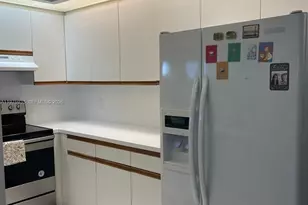 1110 SW 125th Ave, Pembroke Pines, FL 33027 - Photo 11