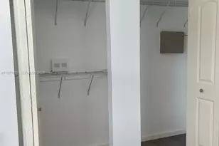 1110 SW 125th Ave, Pembroke Pines, FL 33027 - Photo 5