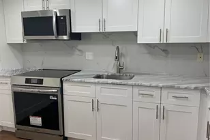 3490 Foxcroft Rd, Miramar, FL 33025 - Photo 9