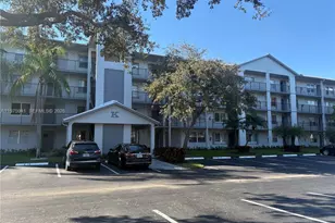 1300 SW 125th Ave, Pembroke Pines, FL 33027 - Photo 13