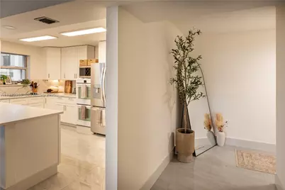 2750 NE 183rd St #811, Aventura, FL 33160 - Photo 39