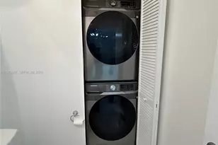 888 Biscayne Blvd, Miami, FL 33132 - Photo 9