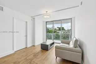 13800 Highland Dr, North Miami Beach, FL 33181 - Photo 5