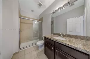 14776 SW 10th St, Pembroke Pines, FL 33027 - Photo 9