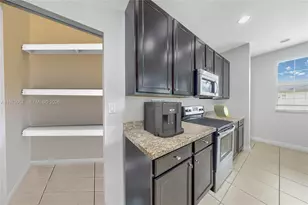14776 SW 10th St, Pembroke Pines, FL 33027 - Photo 3
