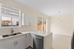 11476 NW 77th Ln, Doral, FL 33178 - Photo 5
