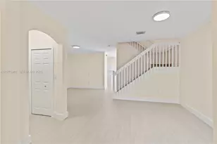 11476 NW 77th Ln, Doral, FL 33178 - Photo 13
