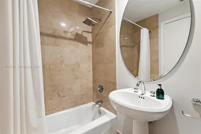 808 Brickell Key Dr #2502, Miami, FL 33131 - Photo 5