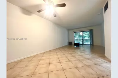 3115 Oakland Shores Dr #E208, Oakland Park, FL 33309 - Photo 3