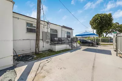 3705 NW 35th Ave, Miami, FL 33142 - Photo 9