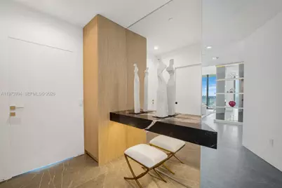 2900 NE 7th Ave #UPH-4602, Miami, FL 33137 - Photo 3