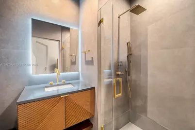 2900 NE 7th Ave #UPH-4602, Miami, FL 33137 - Photo 39