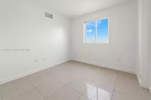 2217 NW 7th St, Miami, FL 33125 - Photo 5