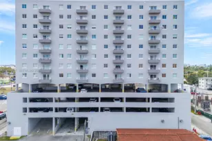 2217 NW 7th St, Miami, FL 33125 - Photo 9