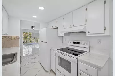 3141 NW 47th Ter #335, Lauderdale Lakes, FL 33319 - Photo 21