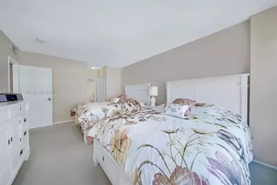 4010 Galt Ocean Dr #1402, Fort Lauderdale, FL 33308 - Photo 19