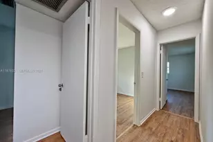 7212 SW 3rd Ct, North Lauderdale, FL 33068 - Photo 13