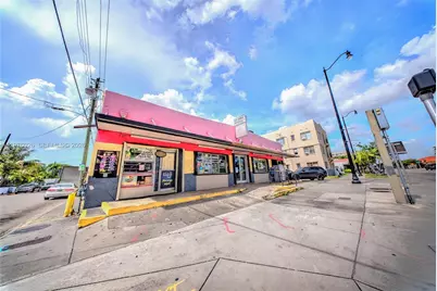 1910 SW 1st St, Miami, FL 33135 - Photo 31