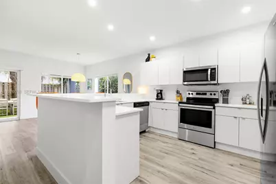 1123 NE 23rd Ter #1123, Pompano Beach, FL 33062 - Photo 3