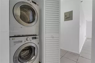 2457 Collins Ave, Miami Beach, FL 33140 - Photo 45