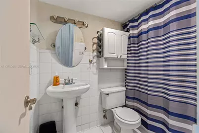 4143 N Ocean Blvd #104, Fort Lauderdale, FL 33308 - Photo 11
