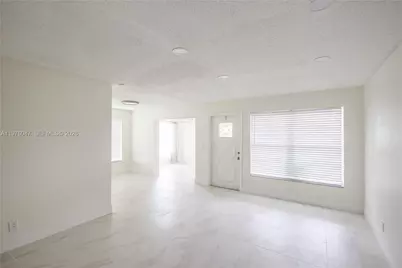 1057 NW 88th Ave #D91, Plantation, FL 33322 - Photo 5