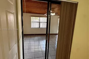 1314 SW 124th Pl, Miami, FL 33184 - Photo 13