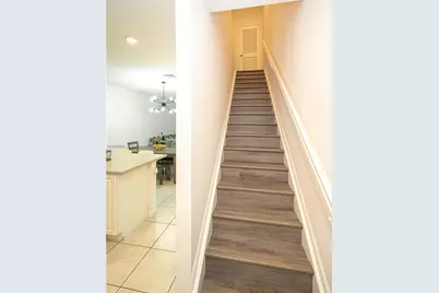 2820 NW 180th St, Miami Gardens, FL 33056 - Photo 9