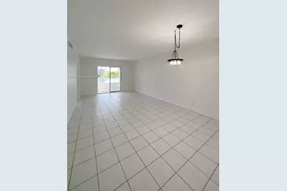 19255 NE 2nd Ave #2224, Miami, FL 33179 - Photo 5