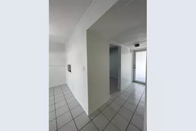 19255 NE 2nd Ave #2224, Miami, FL 33179 - Photo 9