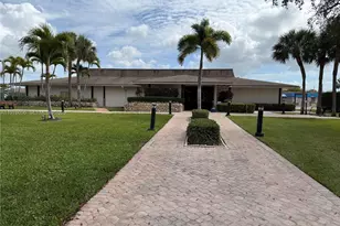 5130 Las Verdes Cir, Delray Beach, FL 33484 - Photo 17