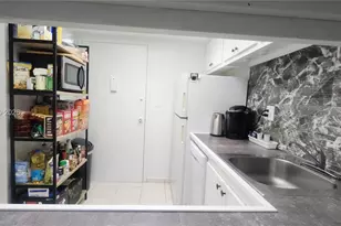 3140 S Ocean Dr, Hallandale Beach, FL 33009 - Photo 11