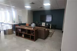 3140 S Ocean Dr, Hallandale Beach, FL 33009 - Photo 37