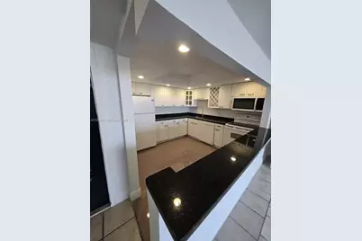 13499 Biscayne Blvd #1505, North Miami, FL 33181 - Photo 3